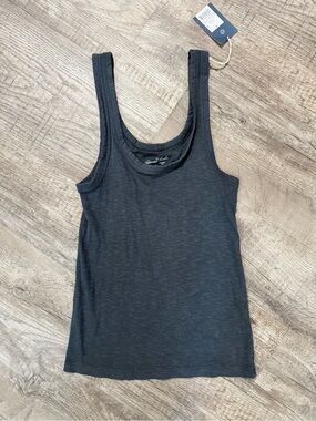 Universal Thread Dark Gray Scoop Tank Top
